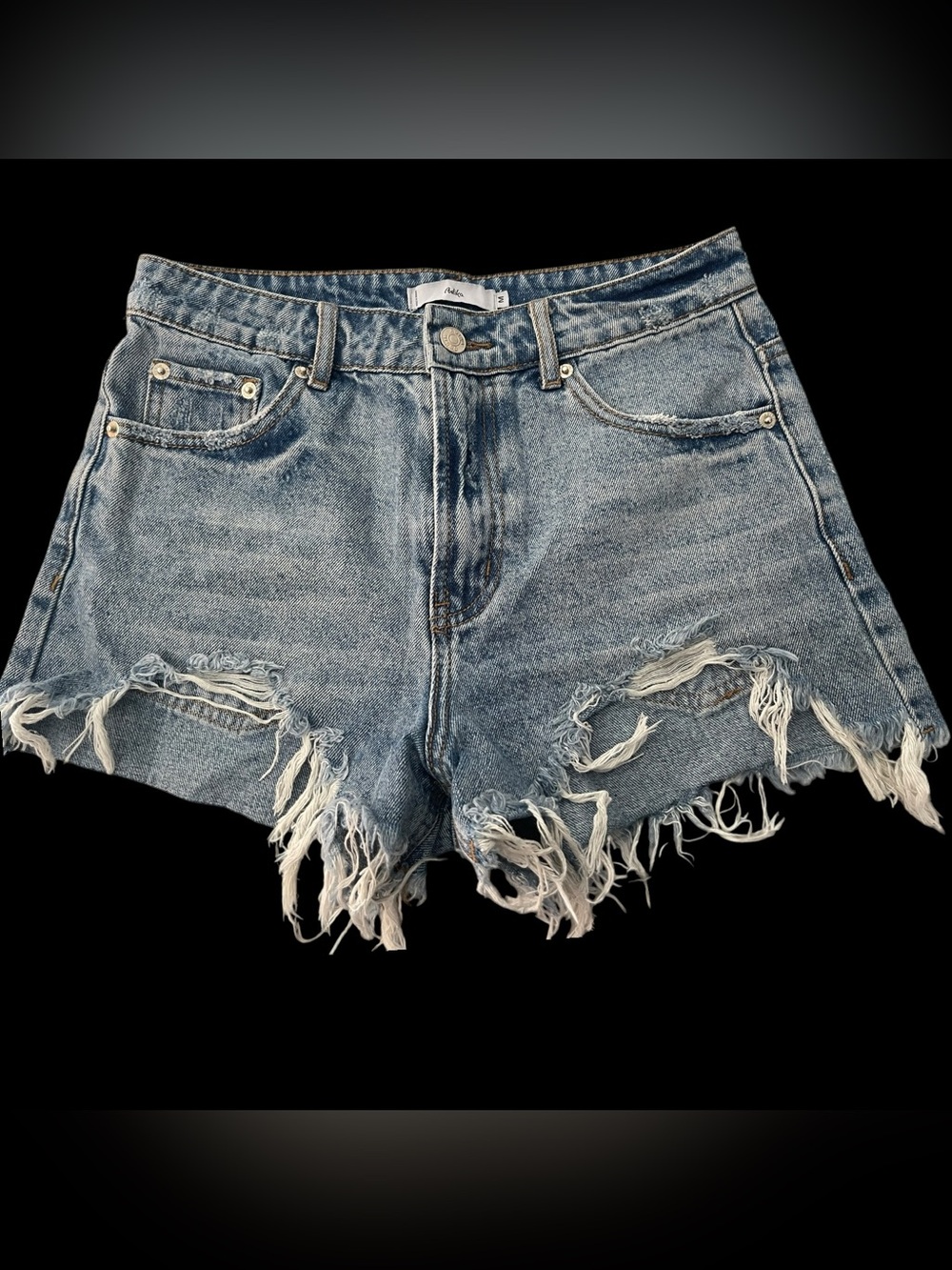 Adika Womens Medium High Rise Distressed Denim Mom Shorts Light Wash Frayed